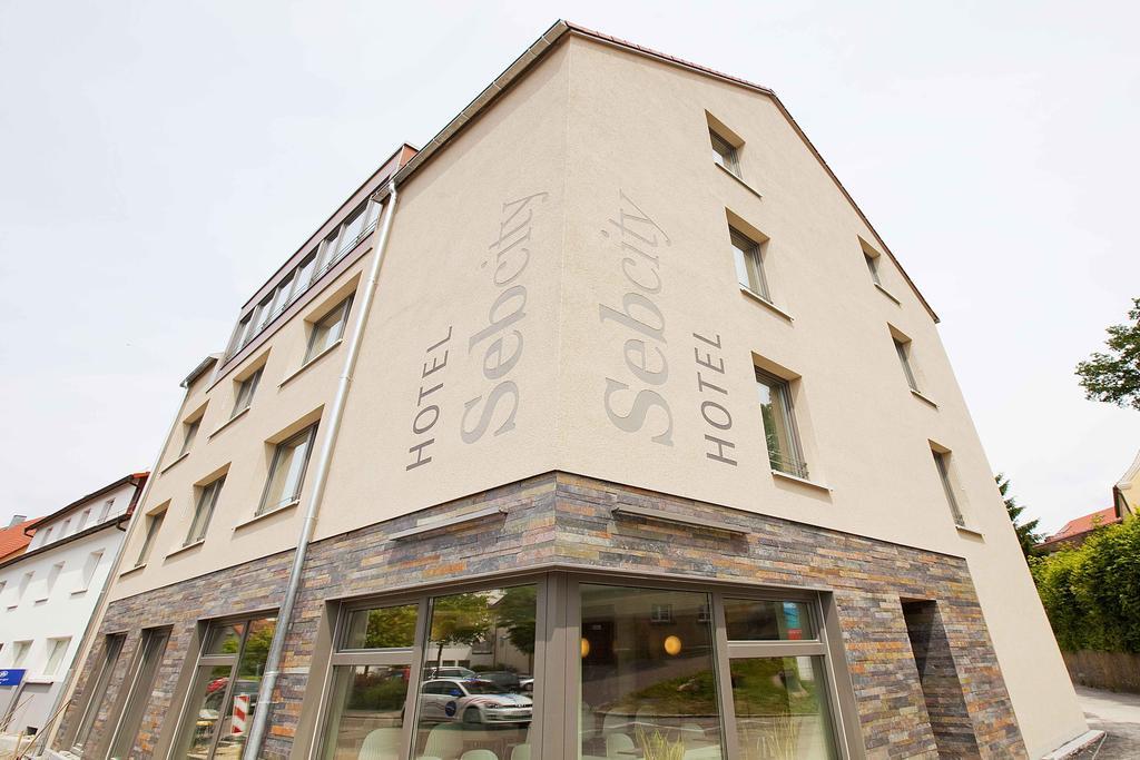 Sebcity Hotel Эльванген Экстерьер фото