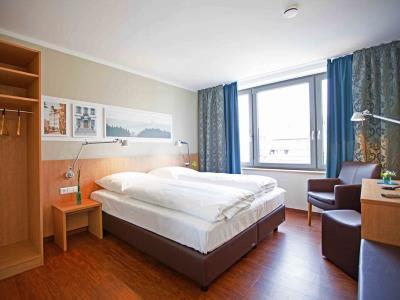 Sebcity Hotel Эльванген Экстерьер фото