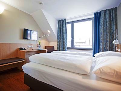 Sebcity Hotel Эльванген Экстерьер фото